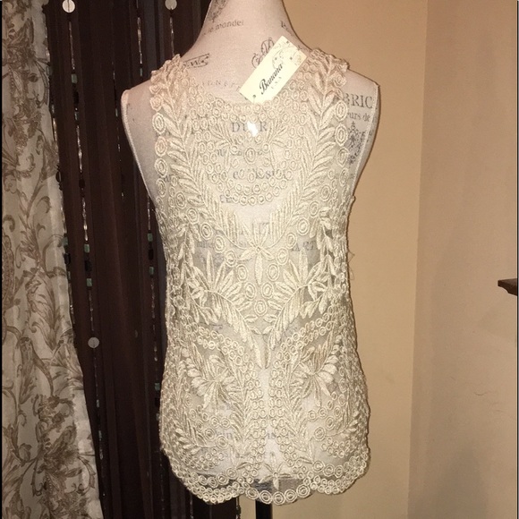 BANANA  L  Sleeveless Shear Gold Cami Top NEW WITH BRAND TAG. 100% Cotton - Picture 4 of 16